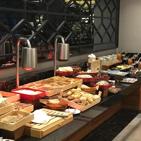 ホテル ホリデイ シティ センター ブルサ