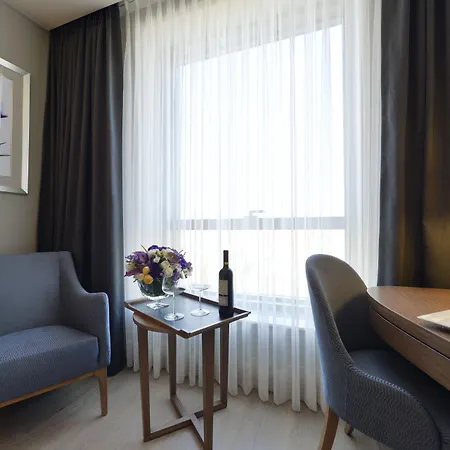 - Centre By Ihg Ξενοδοχείο