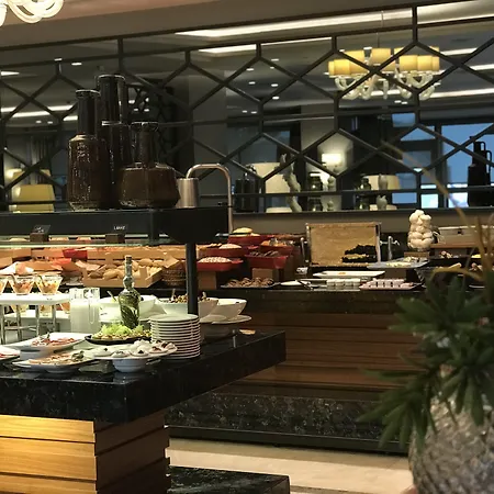 Hotel - Centre By Ihg 4*