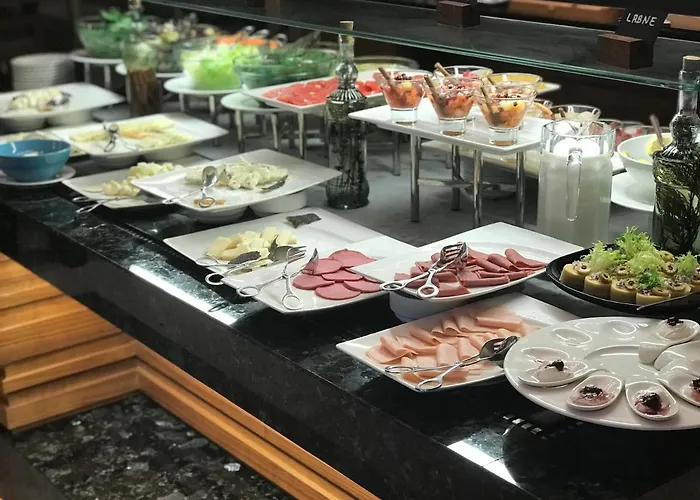 - Centre By Ihg Hotel