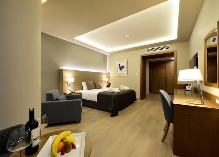 - Centre By Ihg Bursa