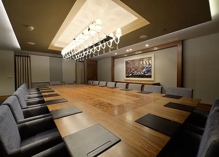 - Centre By Ihg Hotel